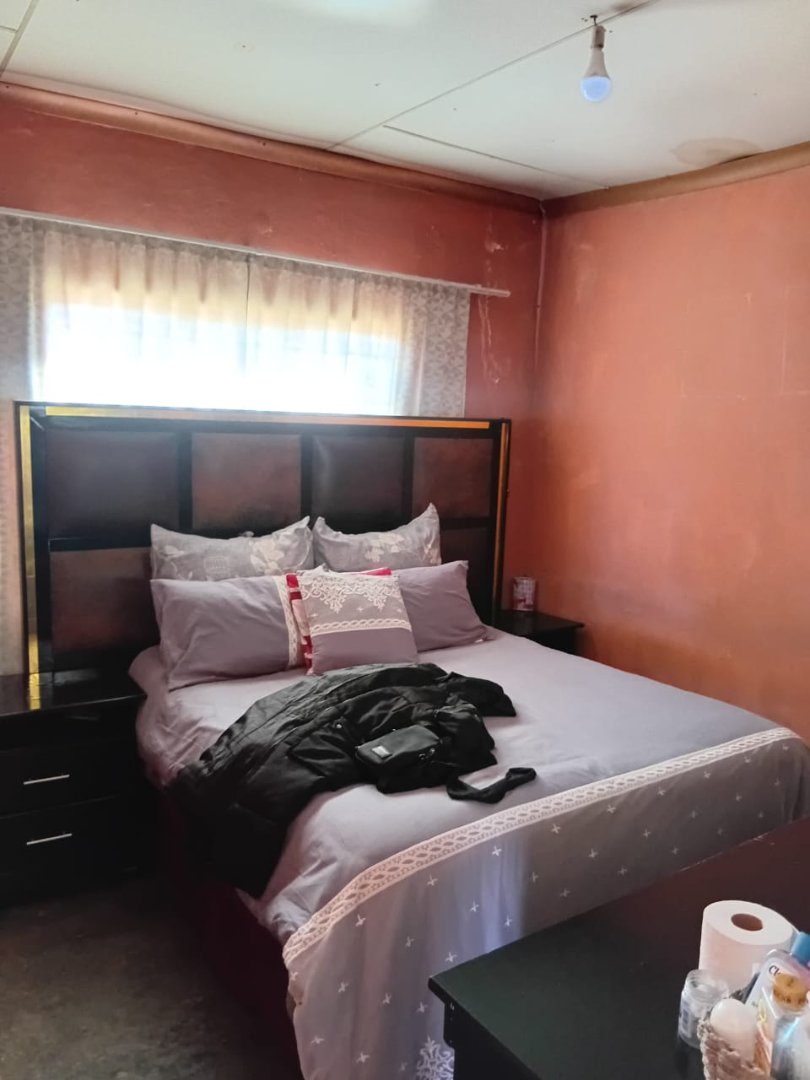 2 Bedroom Property for Sale in Phuthaditjhaba Free State